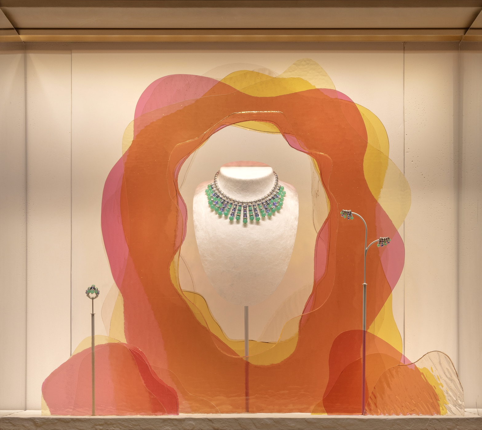 Window display Atelier Cocoroca for Cartier